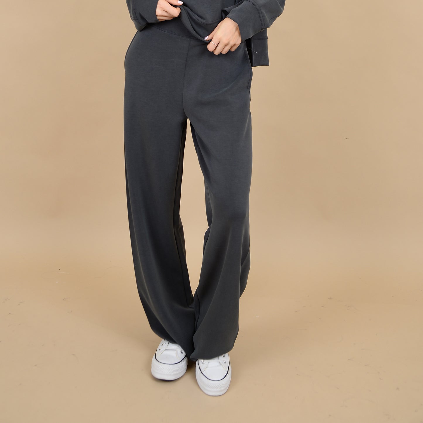 VICTORIA SUPER SOFT MODAL WIDE LEG PANTS - BLACK INK