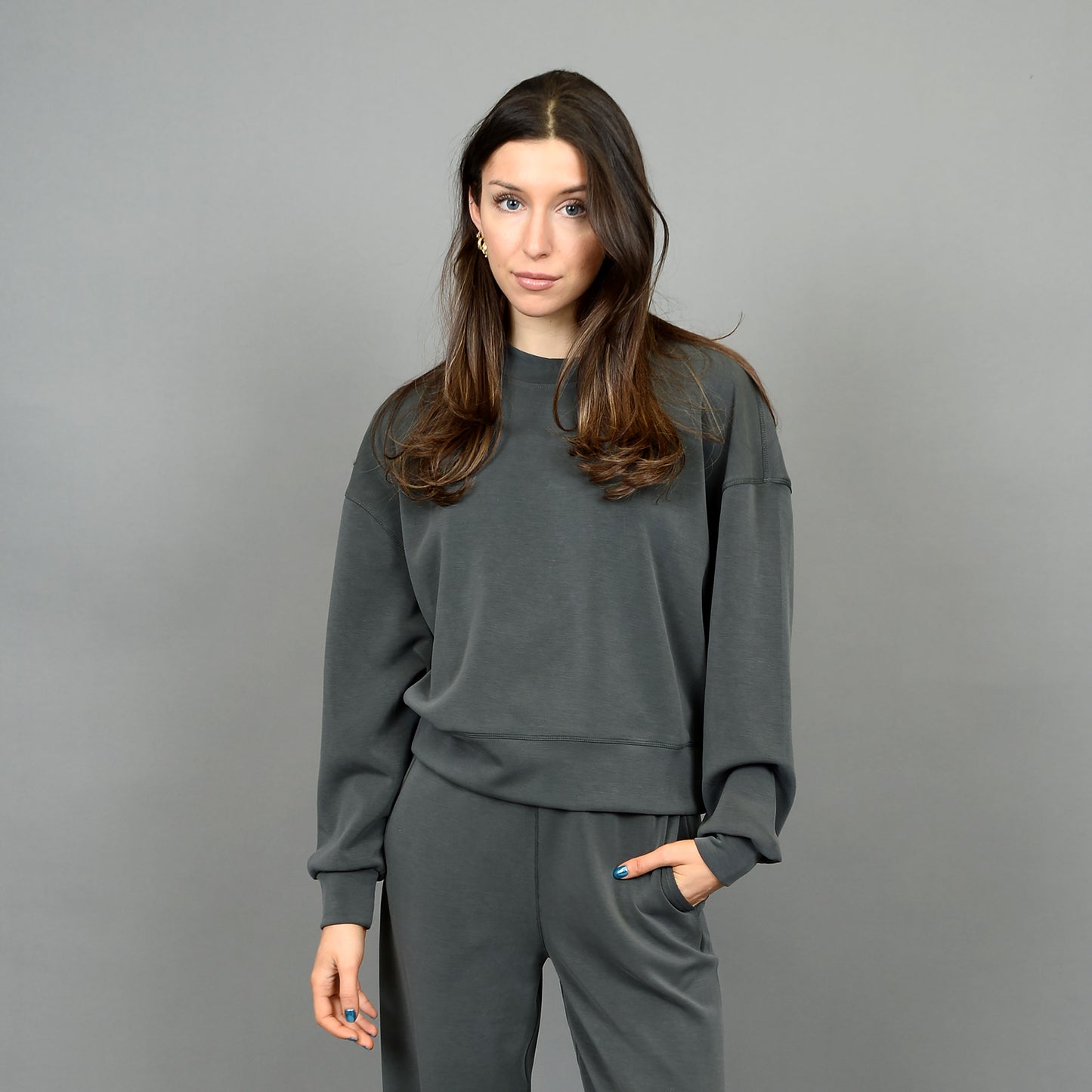 LUCIE SUPER SOFT MODAL LONGSLEEVE PULLOVER - DK IVY