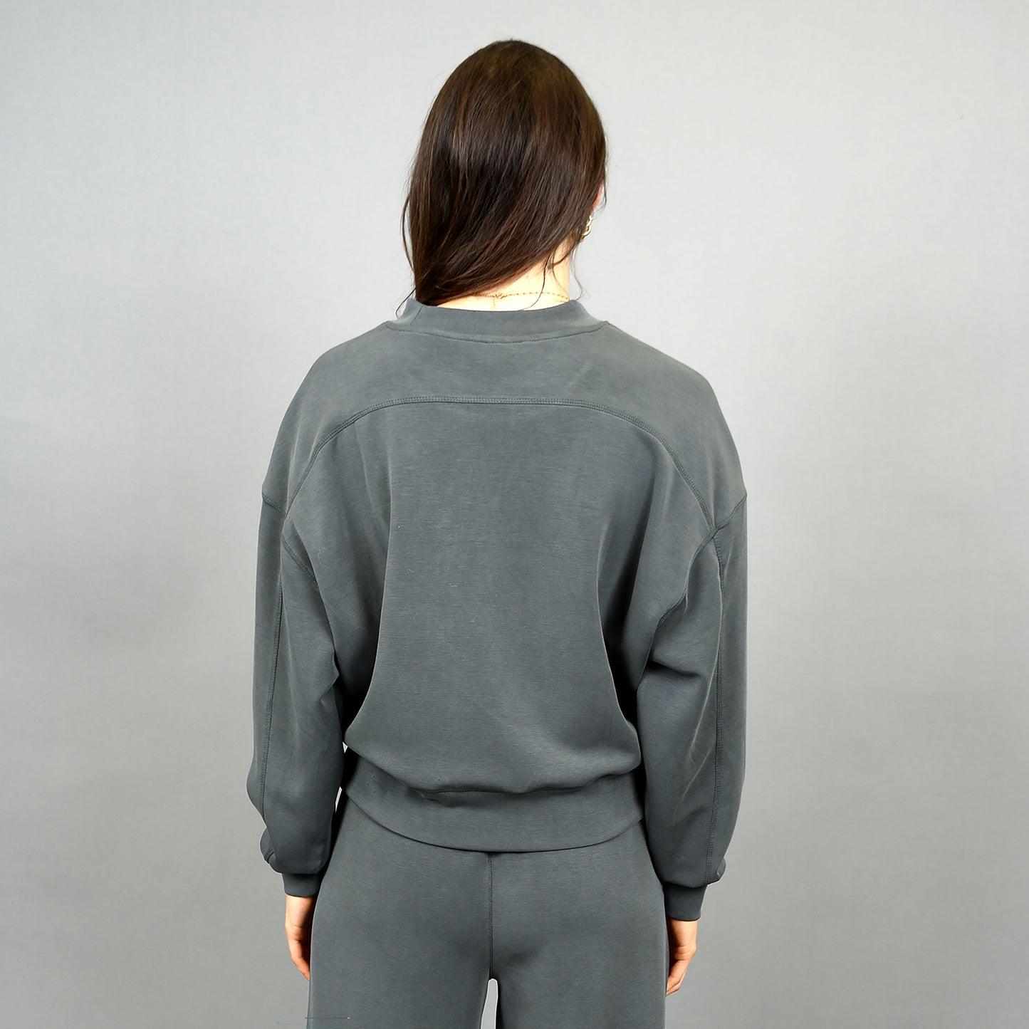 LUCIE SUPER SOFT MODAL LONGSLEEVE PULLOVER - DK IVY