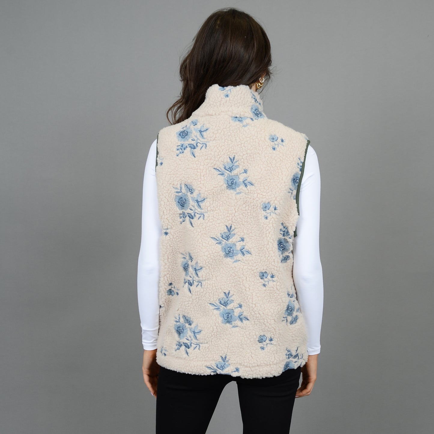 FLORAL EMBROIDERED SHERPA VEST