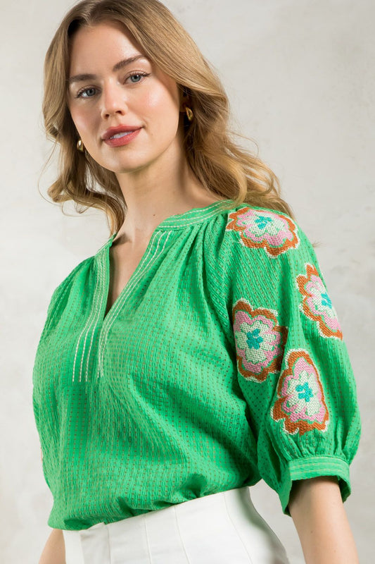 EMBROIDERED PUFF SLEEVE TOP