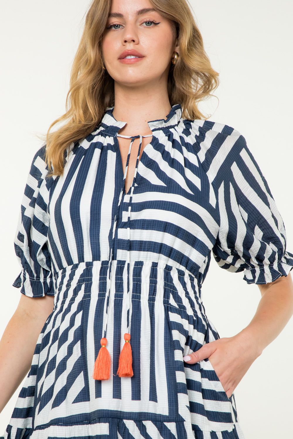 PUFF SLEEVE STRIPED TIERED DRESS