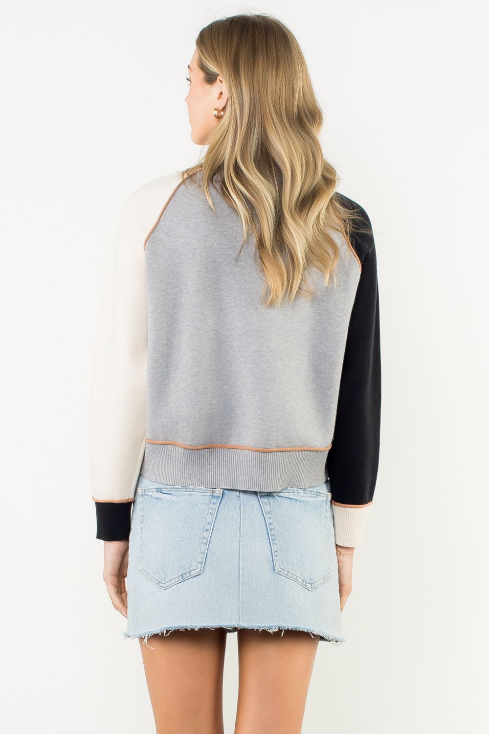 Color Blocked Sweater - Black