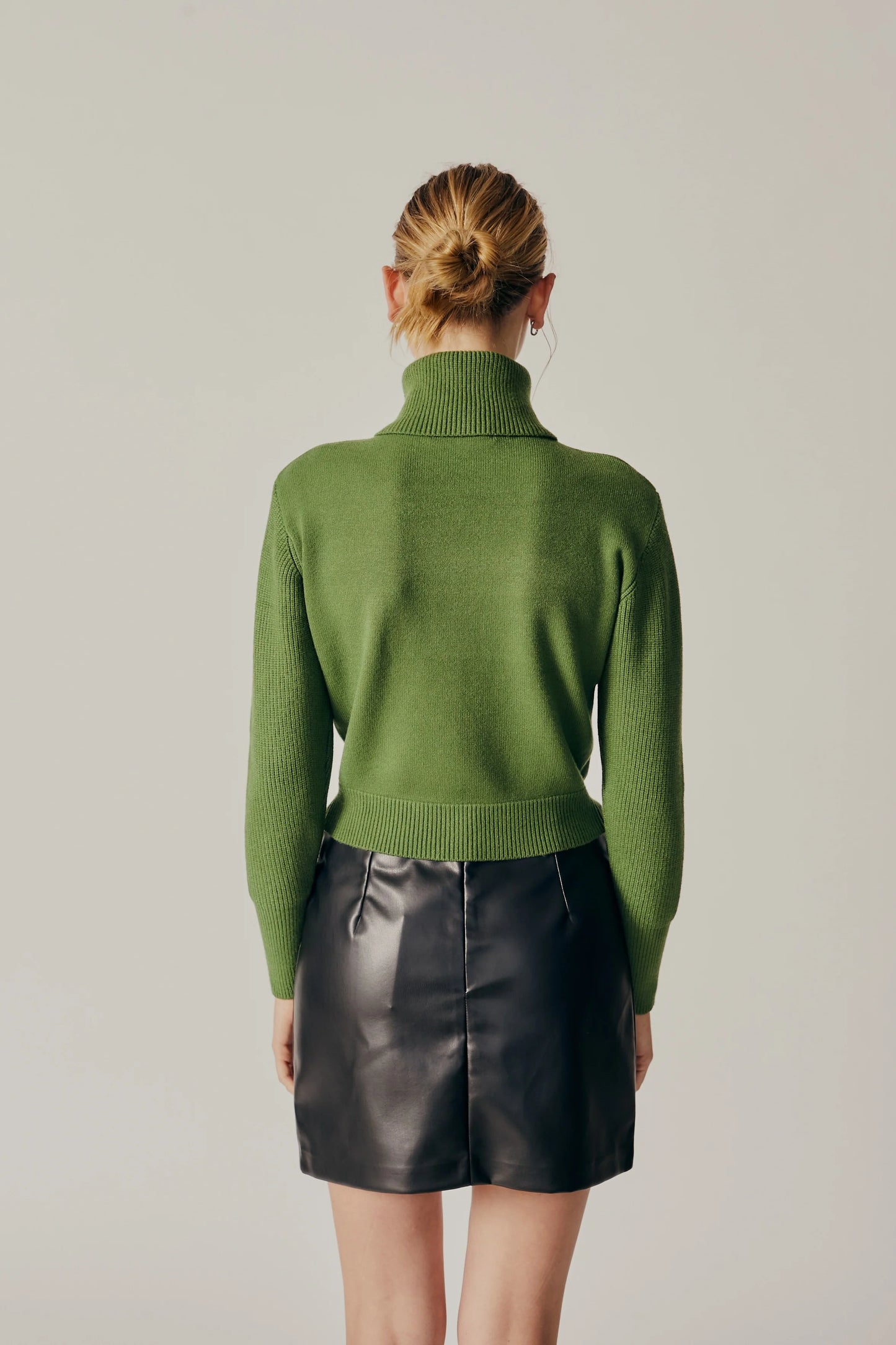 DELUC LOBELIA TURTLENECK SWEATER